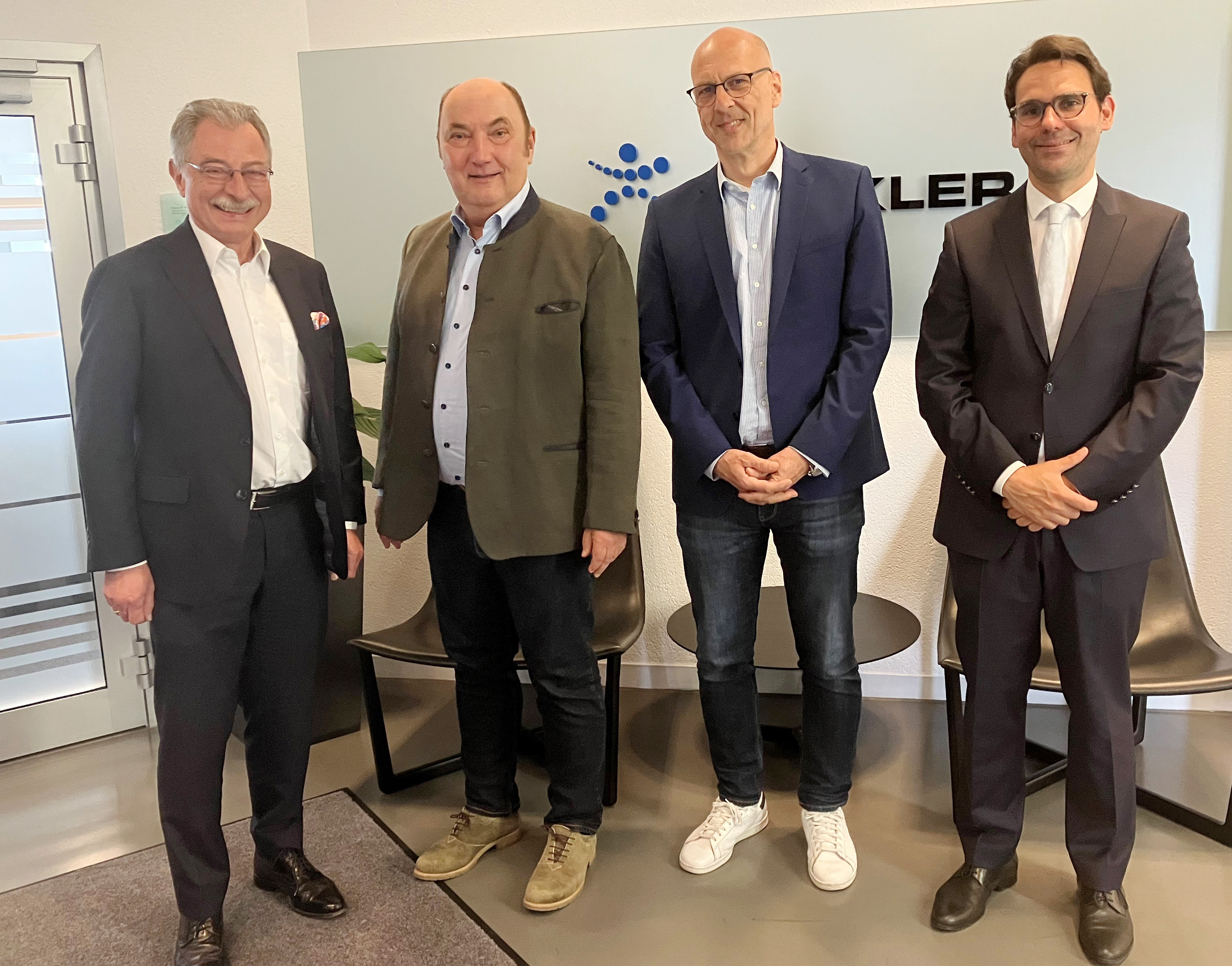 Prof. Dieter Kempf, Vorstand/CEO Peter Blenke, Prof Dr. Dr. Christian Berg und Dr. Christian Reisinger (von links) 